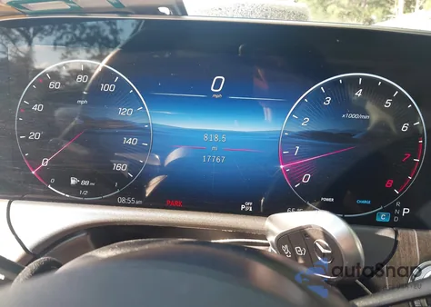 2025 Mercedes-Benz E 350 z USA, uszkodzony, nr VIN W1KLF4HB4SA100811